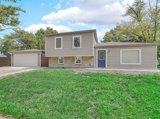 22456 Yates Ave, Sauk Village, IL