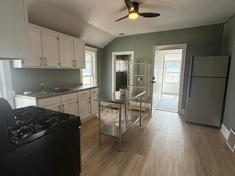 3533 Nicollet Ave #2 — Photo 6
