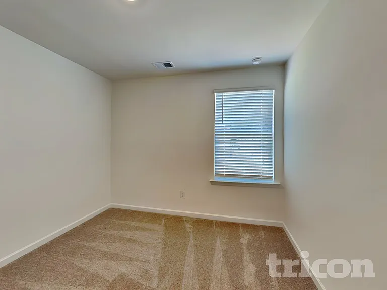 2448 Lennox Rd SE — Photo 13