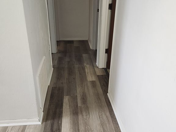 4th image of 280 Hyatt Ave