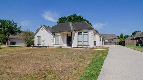 13080 Dutchtown Lakes Dr Photo 1