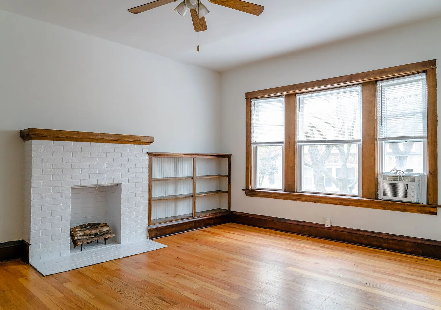Andersonville - 2 Bed / 1 Bath - Heat Included - Dog Friendly — Photo 4