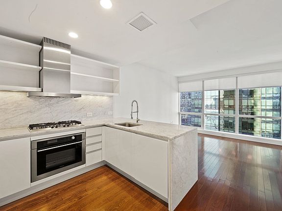 2nd image of 77 Hudson St APT 2513
