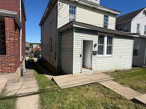3rd image of 504 N 8th St