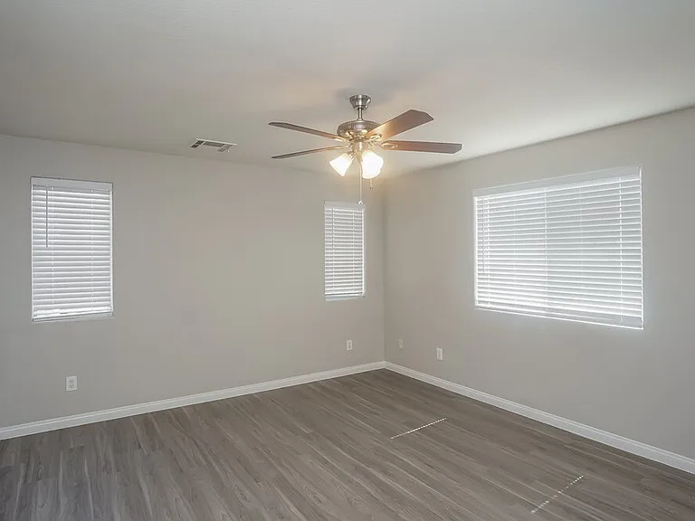 1136 Lilac Charm Ave — Photo 8
