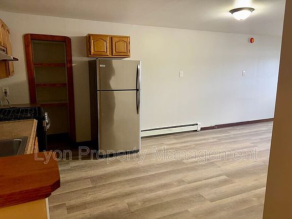 5th image of 50 Hedley Ave #7