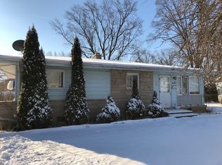 415 E Normandy Dr, Addison, IL 60101