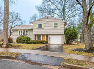 15 Rolfe Pl, Metuchen, NJ 08840