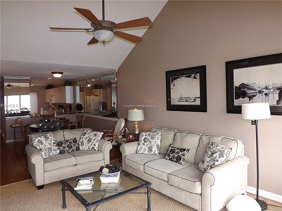4th image of 21 S Forest Beach Dr APT 504