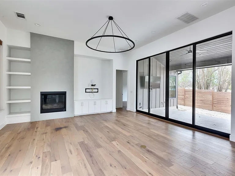 2509 Euclid Ave — Photo 7