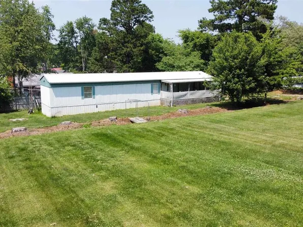 417 Mulberry St, Livermore, KY 42352