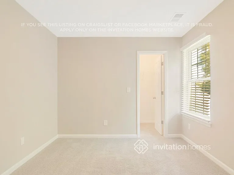 120 Pebblestone Dr — Photo 12