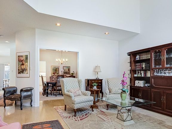 4th image of 1814 Rosebank Rd