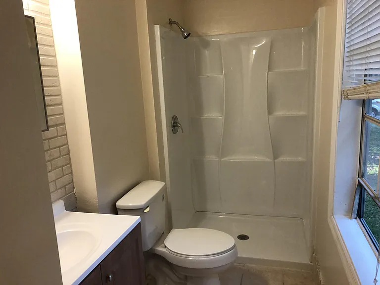 bath room 1