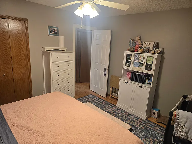 Upstairs bedroom