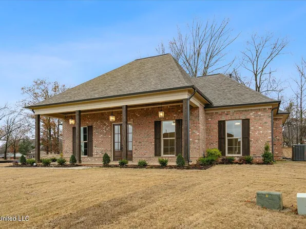 1845 Baisley Dr, Nesbit, MS 38651