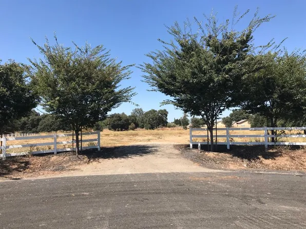 4131 E Bluestone Ct, Acampo, CA 95220