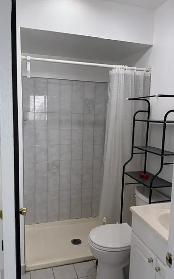 115 Abingdon Ave #1F — Photo 2