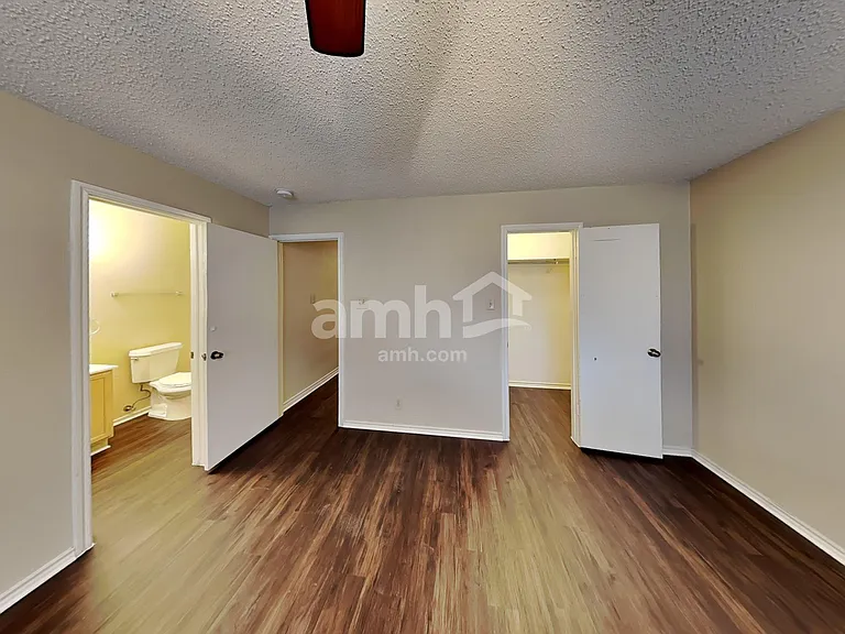 8066 Chestnut Cape Dr — Photo 11