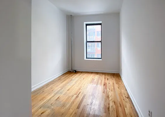 Rented by Kahen Properties | media 3