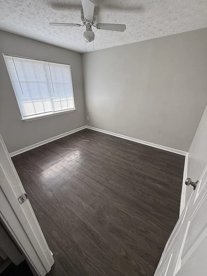 2 bed, 1.0 bath, $1,800 — Photo 2