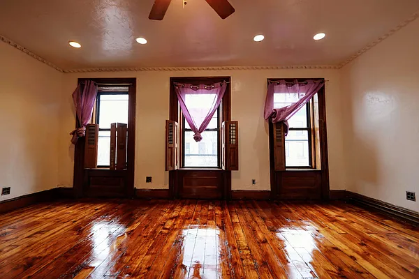 Rented by Empyreal Realty, Inc. | media 12