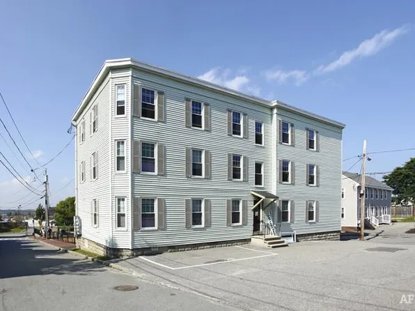 15 Stone St, Portland, ME 04101