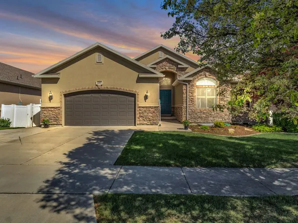 12367 S Black Foot St, Riverton, UT 84096