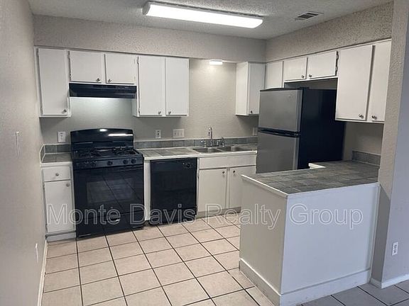 2nd image of 1201 Southport Dr APT B