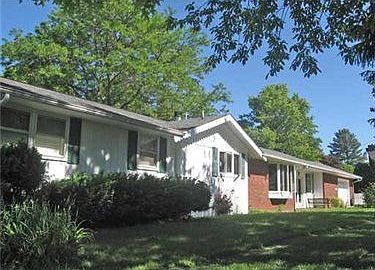 1st image of 12451 Lakeview Dr
