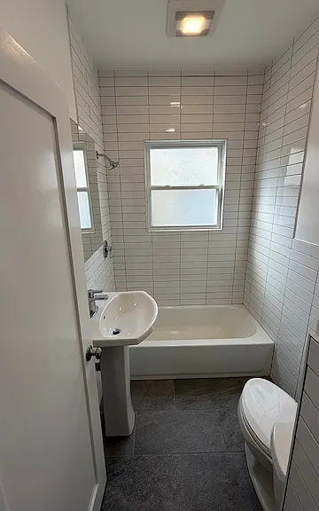 81 Centre St #2 — Photo 8