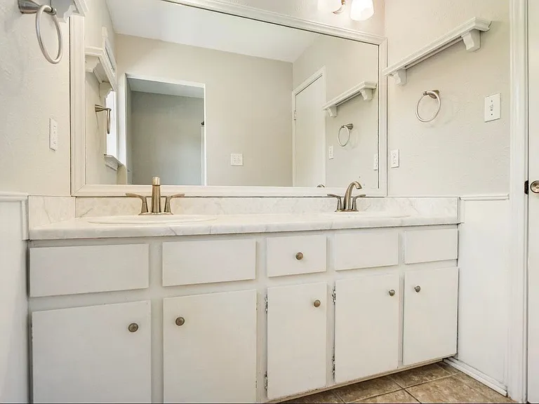 7700 Wakefield Dr — Photo 7
