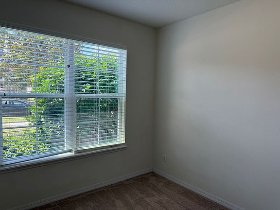 5th image of 1432 Cabot Dr