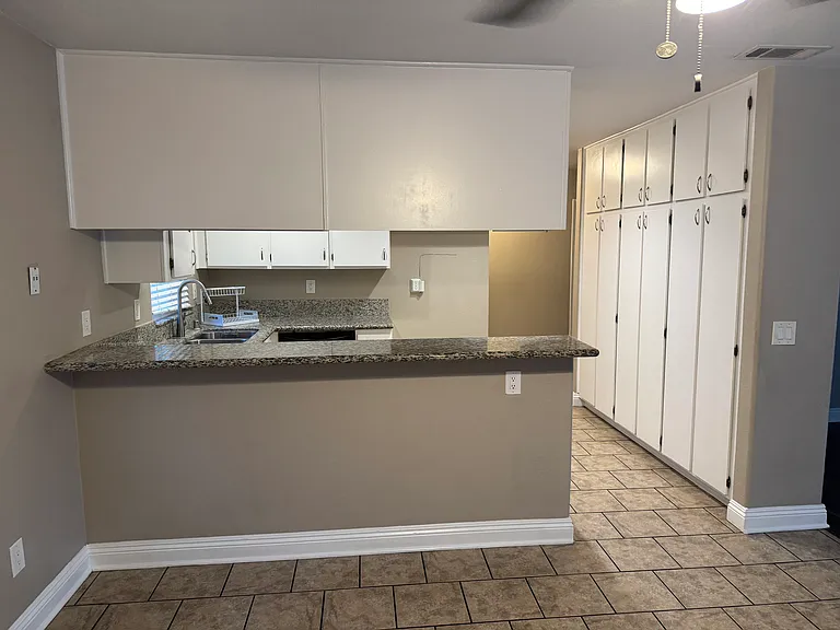 15840 Rainbow Dr — Photo 9