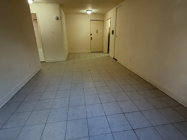 42-52 Union St #14 — Photo 2