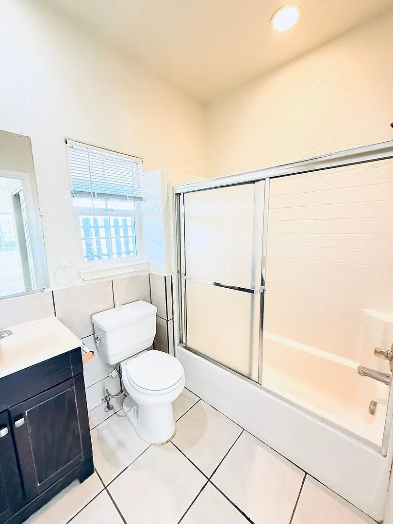 4545 Morrison Rd Cozy & Affordable 1-Bedroom, 2-Bedroom and 3-Bedroom Apartments in Denver! — Photo 4