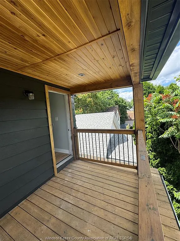 3 bed, $700 — Photo 2