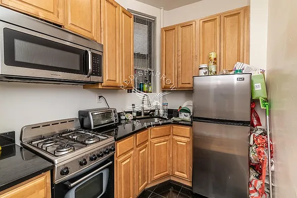 Rented by Red Sparrow Realty Group | media 6