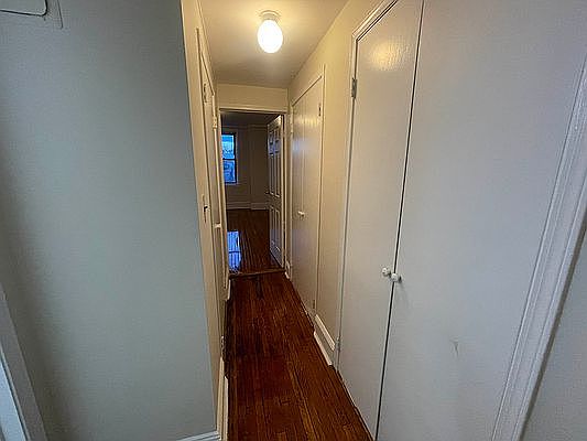 5th image of 472 Putman Ave #3