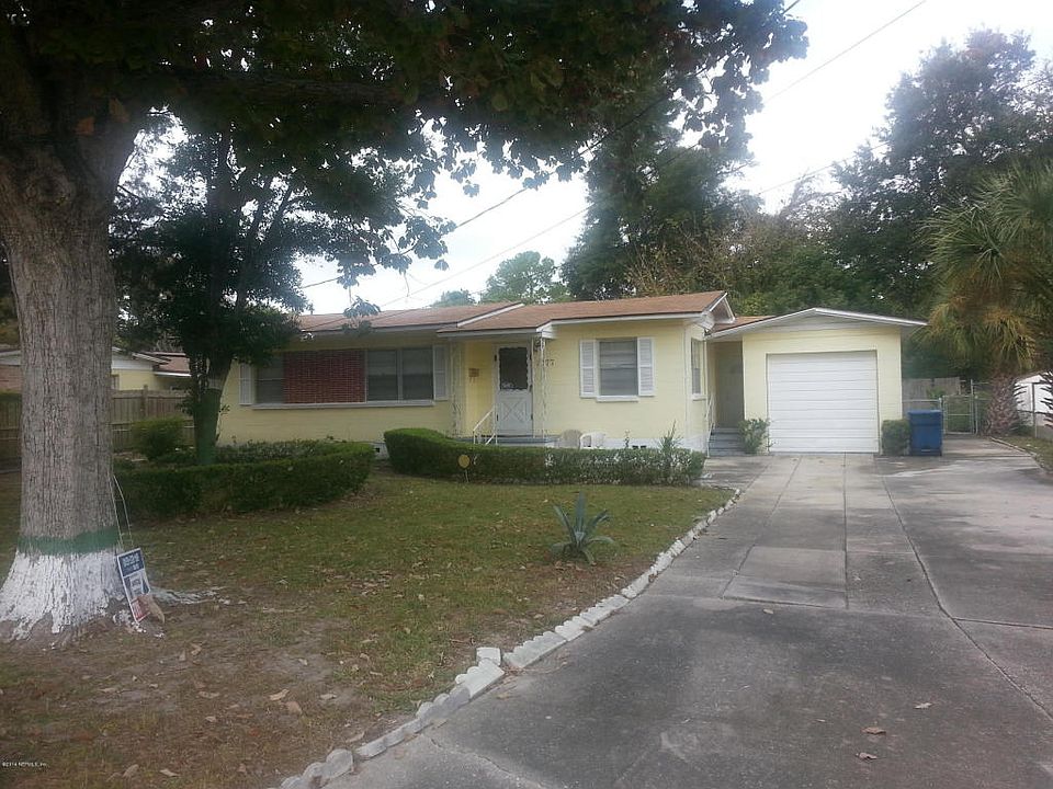 1st image of 7977 Helston Dr