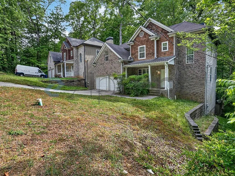 506 Waterford Rd NW — Photo 9