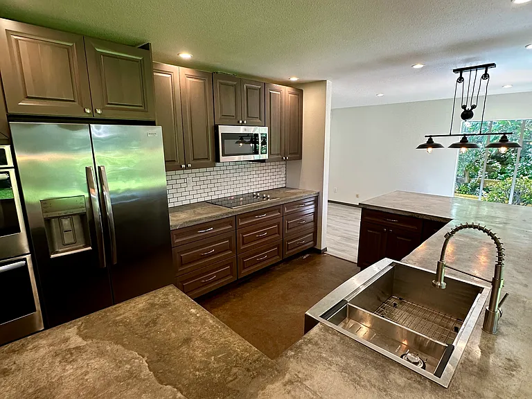 6566 Ridge Manor Ave — Photo 6