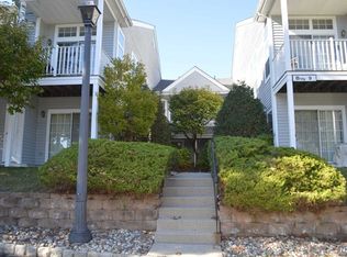 1101 Devon Ct, Mahwah, NJ 07430