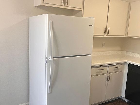 5th image of 1286 N Mollison Ave APT 4