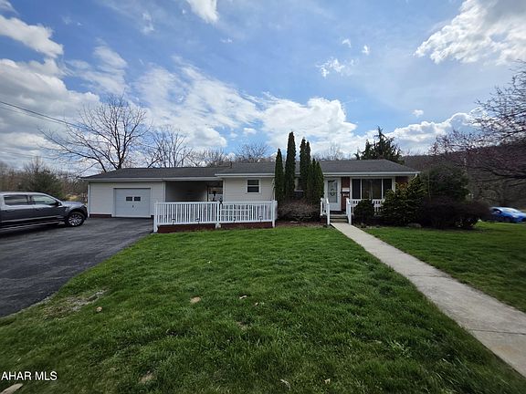 4th image of 5743 Maryland Ave
