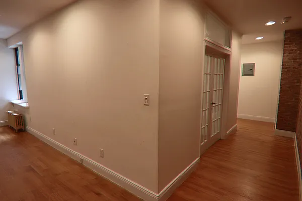 Rented by PMG Real Estate  | media 12
