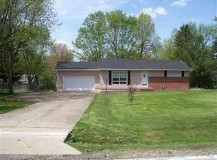 8370 Fairlane Dr, Macedonia, OH
