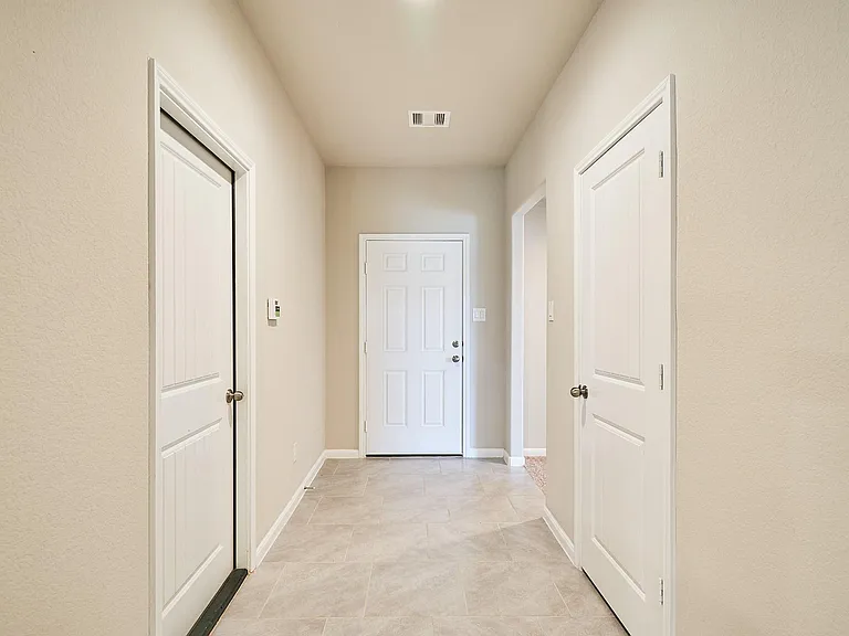 29503 Patricias Way — Photo 2