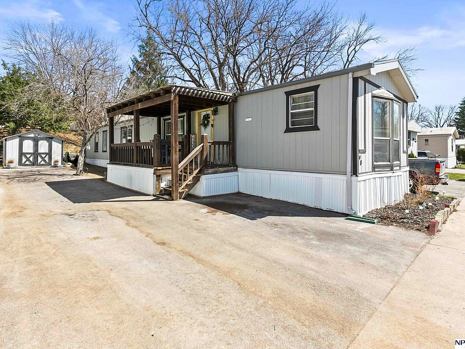 1st image of 4211 N 127th Ct #98