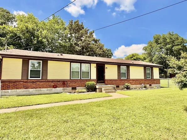 107 Winston Ct, Clarksville, TN 37042